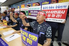 한국노총 제대로 된 공공부문 정규직화 추진하라