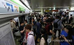 부산지하철 파업 출근길 대란 없었다…시민들 