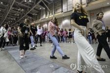 우리가 K팝 댄스 실력자!