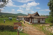 [이희용의 글로벌시대] 윤동주를 재외동포 시인으로도 기억하자