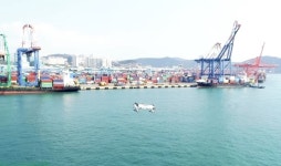 [U~스타트업] 해상 밀수범 잡는 전천후 만능 드론 쿼드-H4