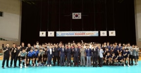 연습경기가 140분…한국전력, 현대캐피탈에 풀세트 승