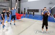 현대캐피탈 배구단, 충남 초등학교 배구팀 캐슬 훈련 실시