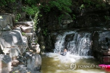 경주 옥산서원 계곡 여름풍경