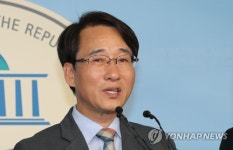 與 원내·정책라인 주52시간 근로제 수정 법안 추진