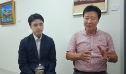 동네 목욕탕 옆 사천 작은미술관…작품 수준은 우주급