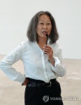 국립현대미술관에서 대규모 회고전 여는 김순기 작가