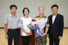 충북교육청, 실종 조은누리양 최초 발견 박상진 육군 원사 표창