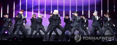 세븐틴, 13인의 칼군무