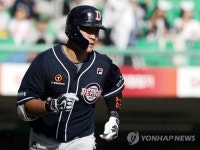 한숨 돌린 두산, SK와 DH 1차전서 신승…박세혁 3안타 2타점