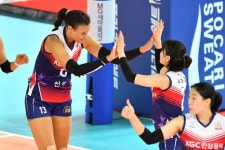 KGC라이프앤진수원시청대리점 | KGC인삼공사, 13점 디우프 앞세워 실업팀 수원시청 완파