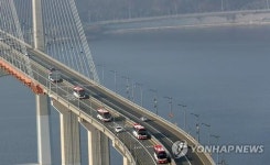 [의회소식] 이우완 창원시의원 마창대교 비싼 통행료 내려야