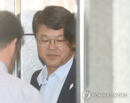 김진규 울산남구청장 법정구속…징역 10개월, 벌금 1천만원(종합)