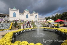 관광객 북적이는 임실치즈테마파크