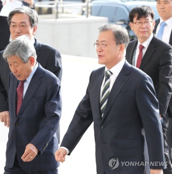 윤석열 대통령, 국회 방문 루머에 혼란…국회의장 방문 유보 요청 (86자)