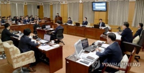 김찬술 대전시의원 자전거 도로 가운데에 가로수 식재 질타