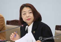 김민정 부산시의원 여성가족개발원 출산 보육 정책 연구 소홀