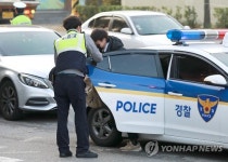 [수능] 아파트 현관문 고장에 아찔…순찰차 타고 무사히 입실