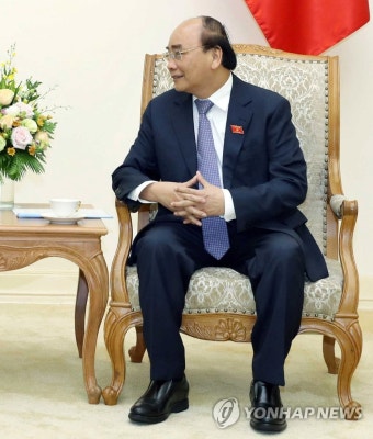 인터뷰하는 베트남 총리