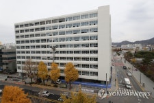 외관 드러낸 5·18 목격자 전일빌딩