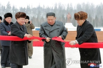 김정은, 삼지연 읍지구 준공식 참석…연말 잇단 백두산행