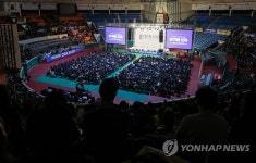 체육관 가득, 대입 정시 전략은?