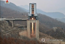 北, 서해위성발사장서 중대한 시험…ICBM용 엔진시험 가능성(종합)