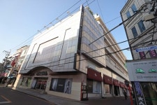 옛 명성 뒤로 하고 역사 속으로…동아백화점 본점 문 닫는다