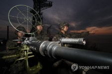 빈틈없는 경계!