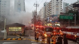 도봉구 아파트 상가 화재로 4명 병원 이송…진화 중