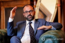 교육 홀대에 불만 이탈리아 교육장관 사표…연정에 타격될듯
