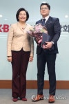 명문장수기업에 선정된 청주석회