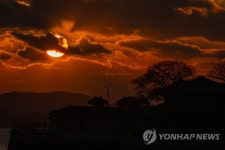 기해년도 역사 속으로 아듀 2019 !