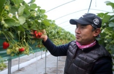 연 매출 1억2천만원 체험농장 운영하는 귀농 청년