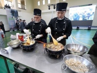 밖에서 먹던 치킨텐더 군대서도 먹는다…민간물품 그대로 군납