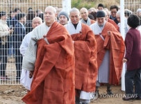 첫 천막수행 상월선원 무엇을 남겼나…엇갈리는 시선