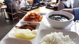 경기도 공직자들, 힘 보태자…외부식당 이용·구내식당 휴무