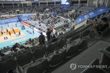 비교적 한산한 장충체육관