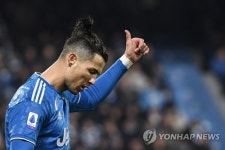 호날두, 성인 무대 1천번째 경기서 11경기 연속골 폭발