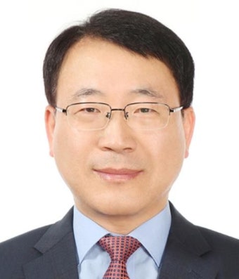 창원시 제1부시장에 조영진 청와대 행정관 부임