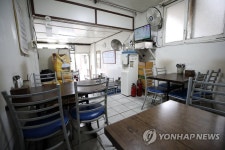 대학 원룸촌 인근 식당도 한산