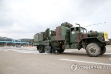 포항나들목 앞 방역하는 해병대