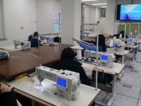 마스크 부족 사태 해결 위해 고교생들도 나섰다