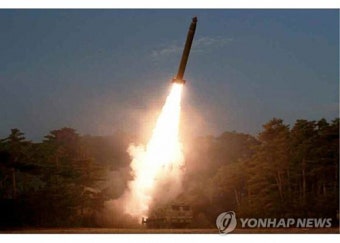 북한, 일주일 만에 또 초대형 방사포 발사…