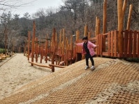 코로나19 잠잠하면 놀러 오세요…창원 봉암유원지 놀이터 개장