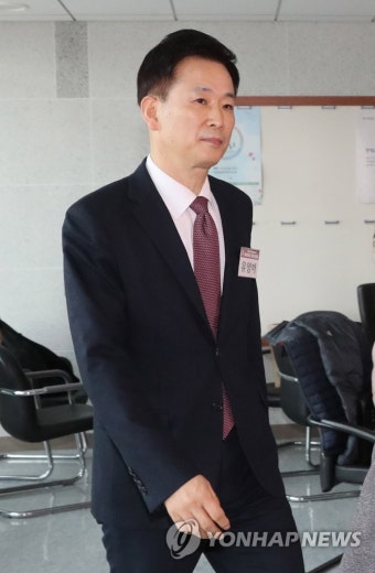 미래한국당 공천 면접 참석하는 유영하 변호사