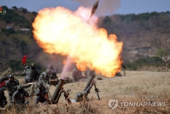 김정은, 최고인민회의 앞두고 포사격 훈련 지도