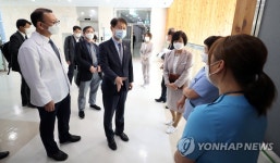 김강립 차관 국립마산병원 직원 격려