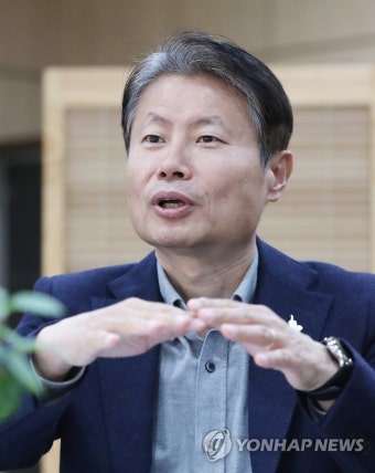답변하는 김강립 보건복지부 차관