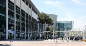 코로나19로 중단 3개월만에 킨텍스 전시재개